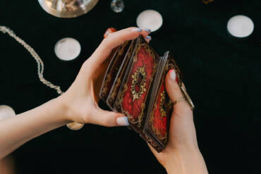 Masterclass: A Modern Intuitive Tarot Reading